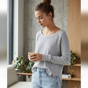 TNA Gray Over Sized Long Sleeve Waffle Knit Top - Size XS